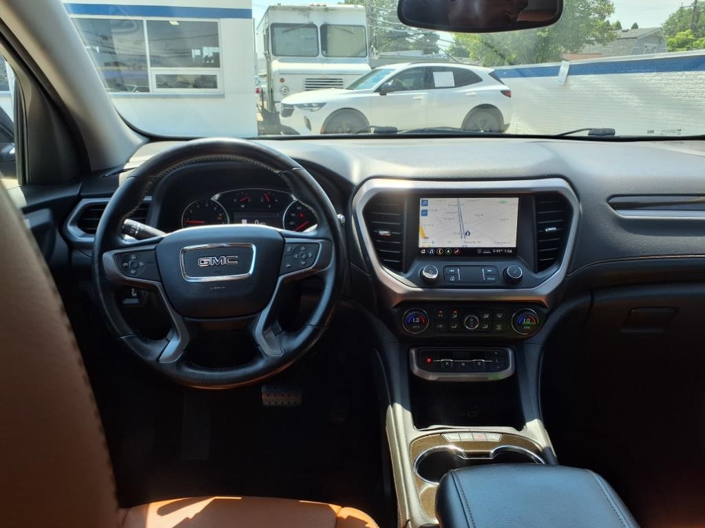 GMC Acadia AWD 4dr AT4 2020