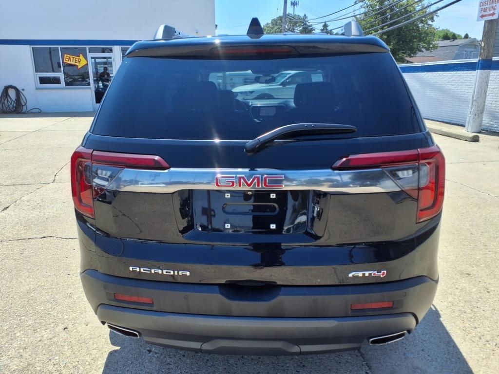 GMC Acadia AWD 4dr AT4 2020