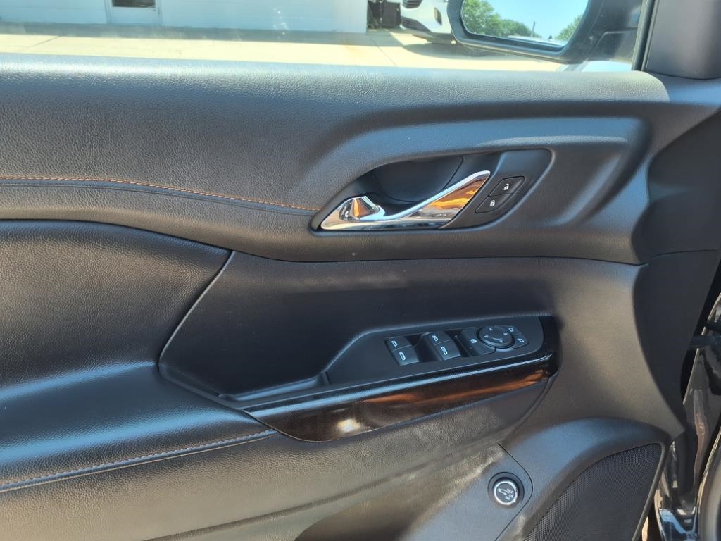 GMC Acadia AWD 4dr AT4 2020