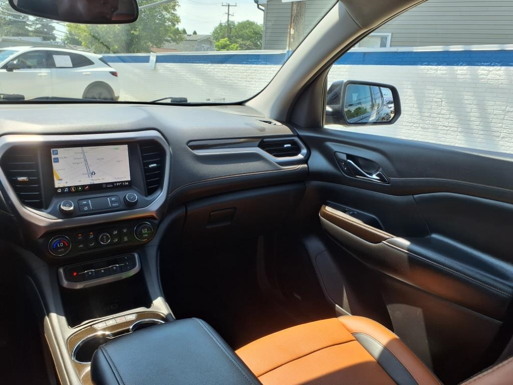 GMC Acadia AWD 4dr AT4 2020