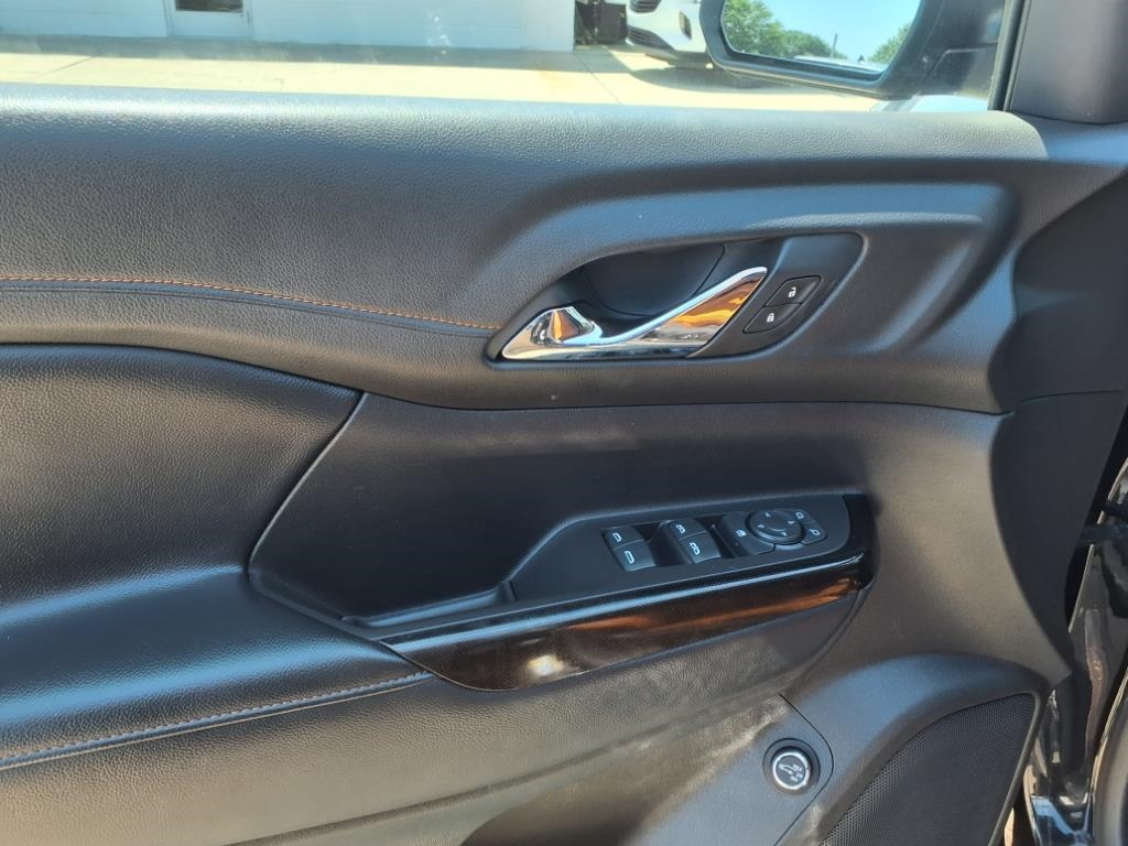 GMC Acadia AWD 4dr AT4 2020