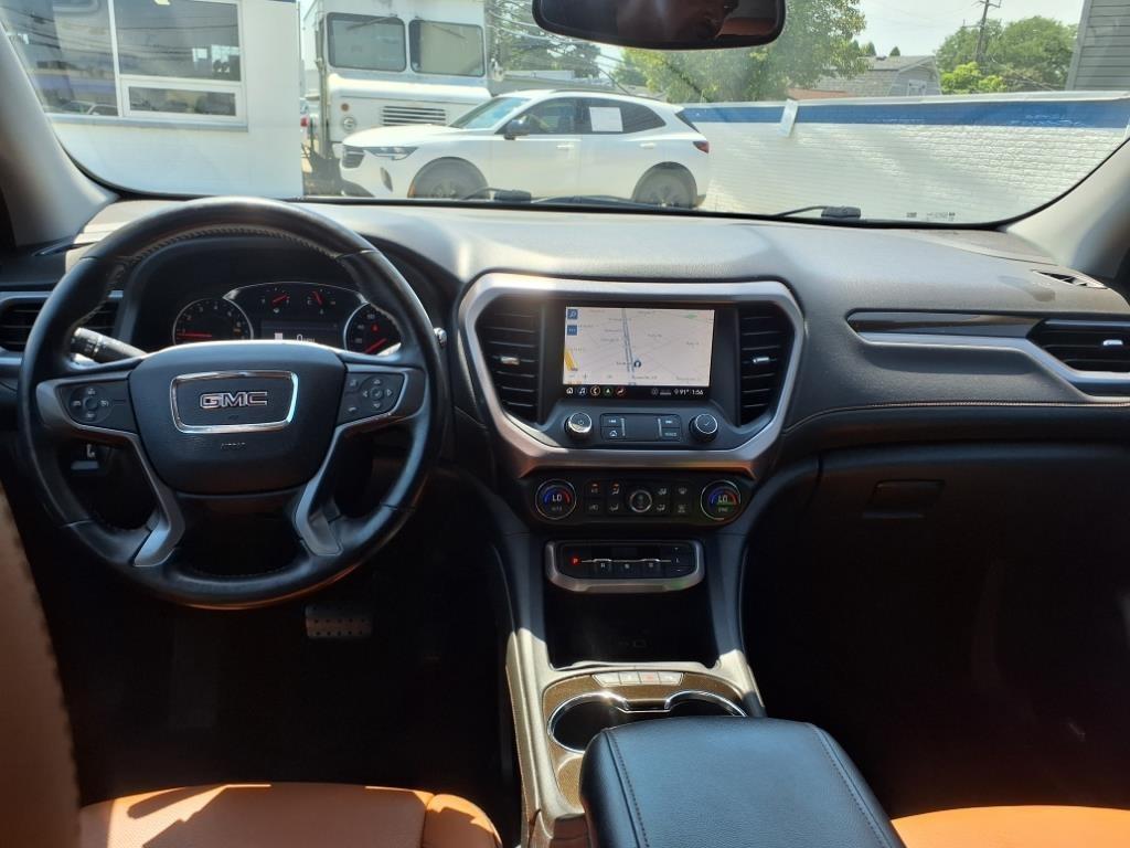 GMC Acadia AWD 4dr AT4 2020