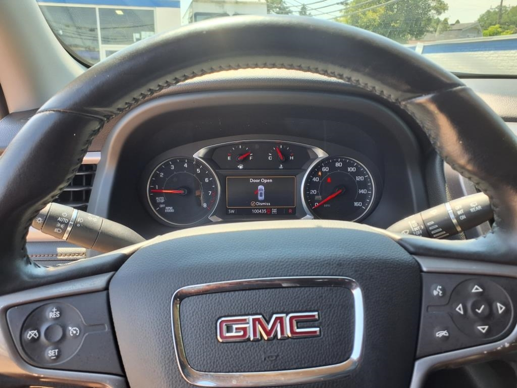 GMC Acadia AWD 4dr AT4 2020