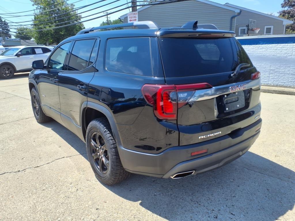 GMC Acadia AWD 4dr AT4 2020