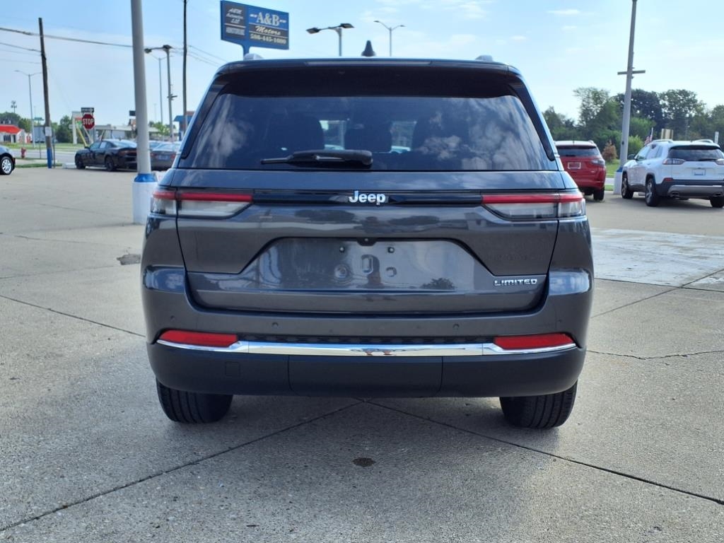 Jeep Grand Cherokee Limited 4x2 2022 Jeep Grand Cherokee Limited 4x2 2022