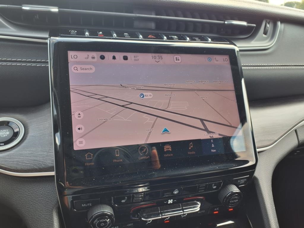 Jeep Grand Cherokee Limited 4x2 2022 Jeep Grand Cherokee Limited 4x2 2022