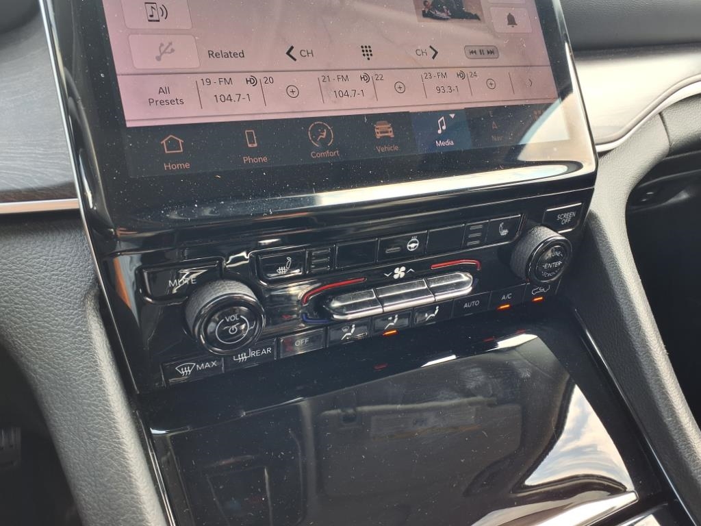 Jeep Grand Cherokee Limited 4x2 2022 Jeep Grand Cherokee Limited 4x2 2022