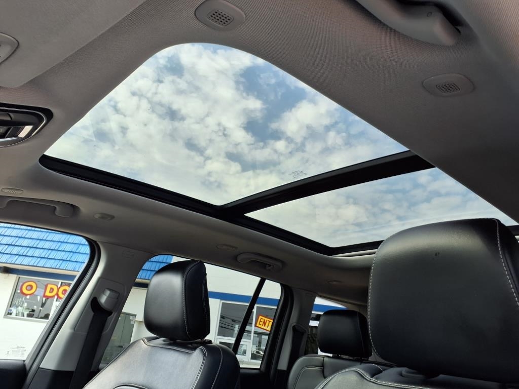 Jeep Grand Cherokee Limited 4x2 2022 Jeep Grand Cherokee Limited 4x2 2022