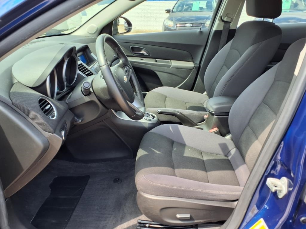 Chevrolet Cruze 4dr Sdn LT w/1LT 2012 Chevrolet Cruze 4dr Sdn LT w/1LT 2012