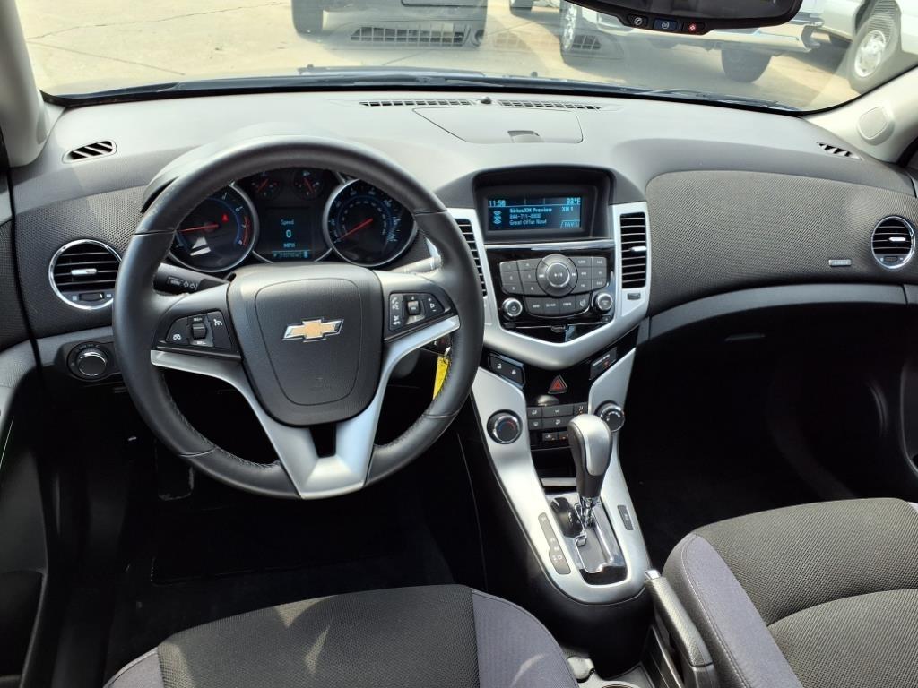 Chevrolet Cruze 4dr Sdn LT w/1LT 2012