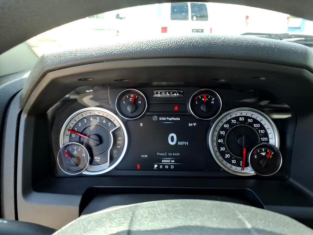 RAM 1500 Classic SLT 4x4 Crew Cab 5'7" Box 2023