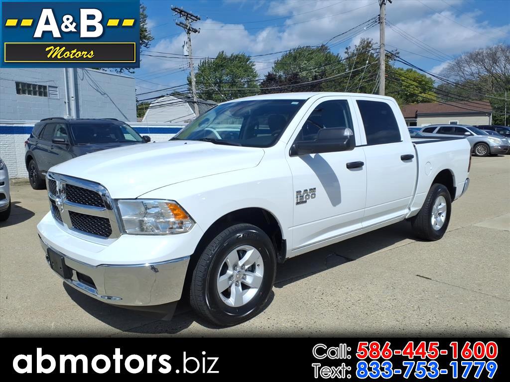 RAM 1500 Classic SLT 4x4 Crew Cab 5'7" Box 2023
