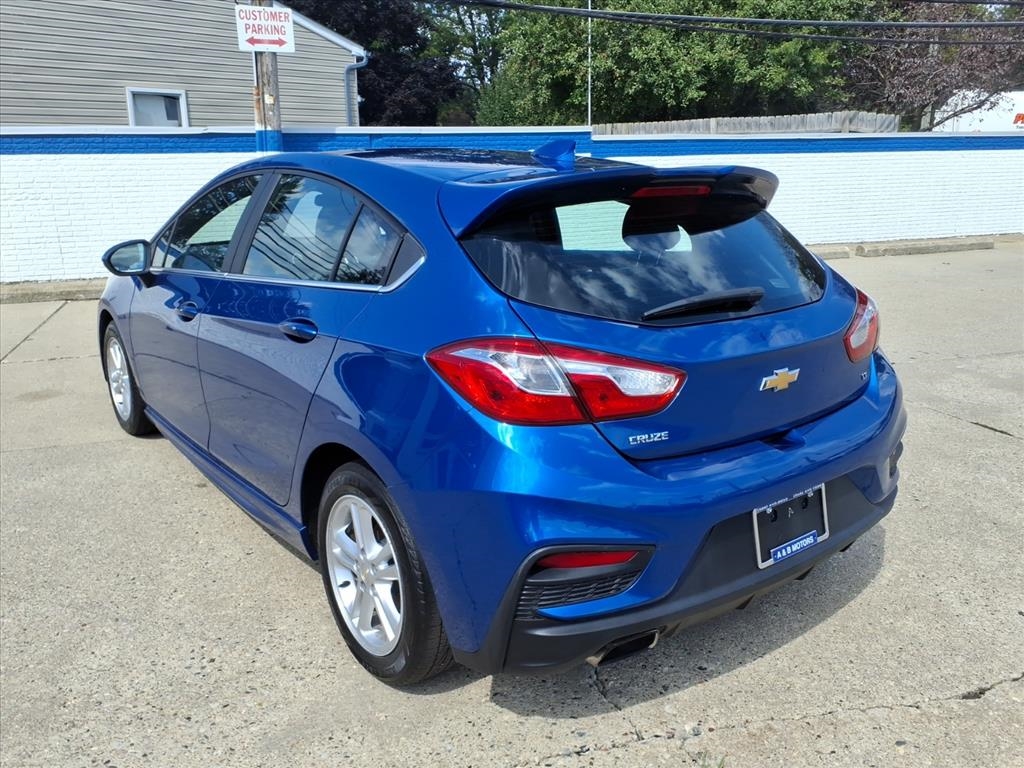 Chevrolet Cruze 4dr HB 1.4L LT w/1SD 2017 Chevrolet Cruze 4dr HB 1.4L LT w/1SD 2017