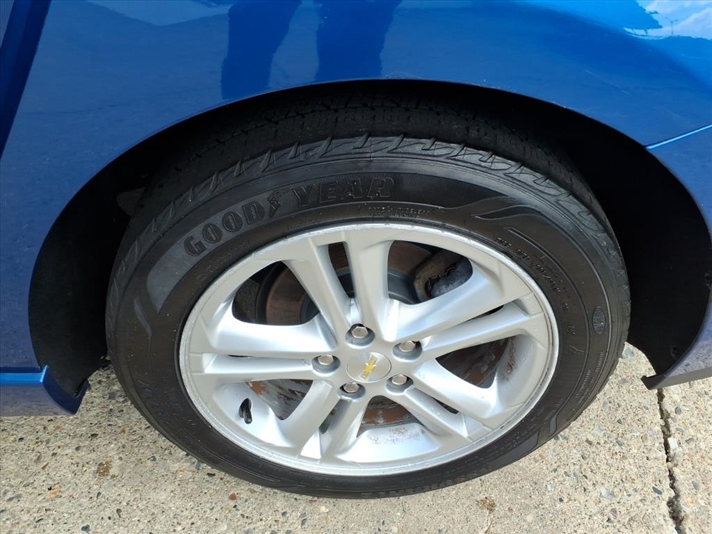 Chevrolet Cruze 4dr HB 1.4L LT w/1SD 2017 Chevrolet Cruze 4dr HB 1.4L LT w/1SD 2017