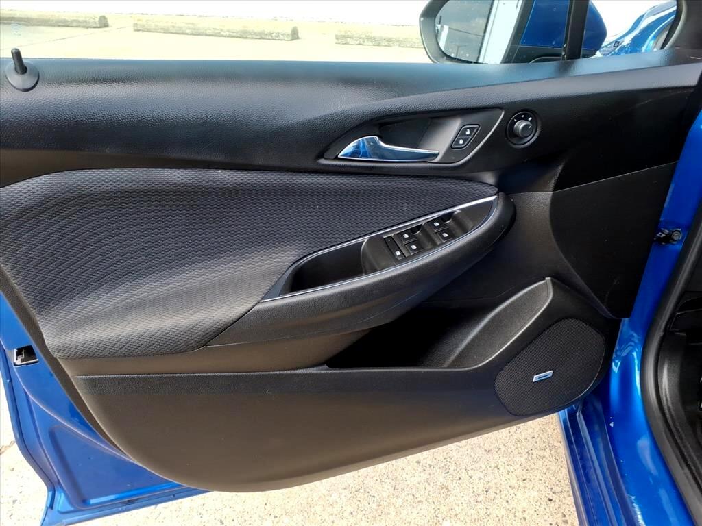 Chevrolet Cruze 4dr HB 1.4L LT w/1SD 2017