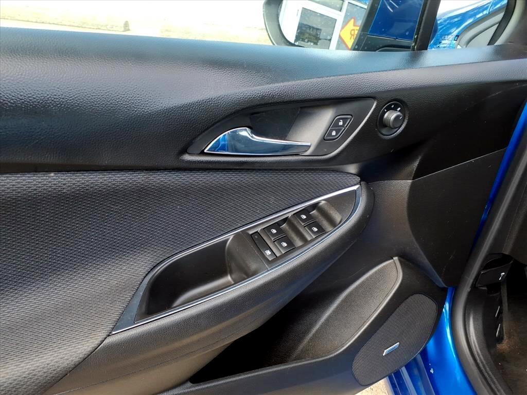 Chevrolet Cruze 4dr HB 1.4L LT w/1SD 2017