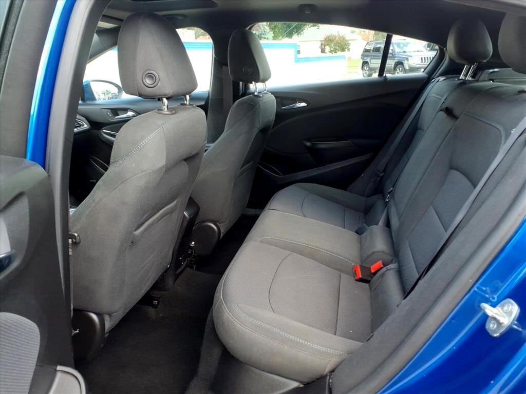 Chevrolet Cruze 4dr HB 1.4L LT w/1SD 2017