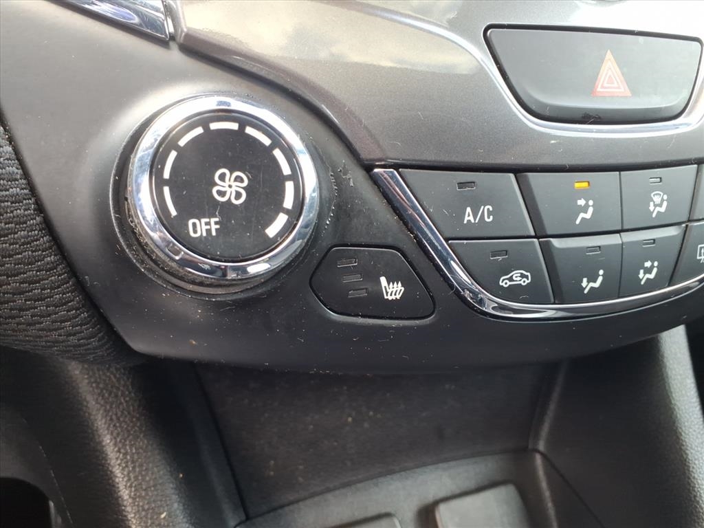 Chevrolet Cruze 4dr HB 1.4L LT w/1SD 2017