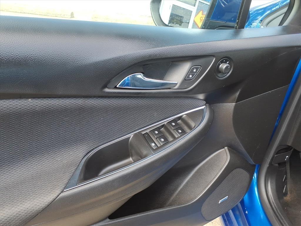 Chevrolet Cruze 4dr HB 1.4L LT w/1SD 2017