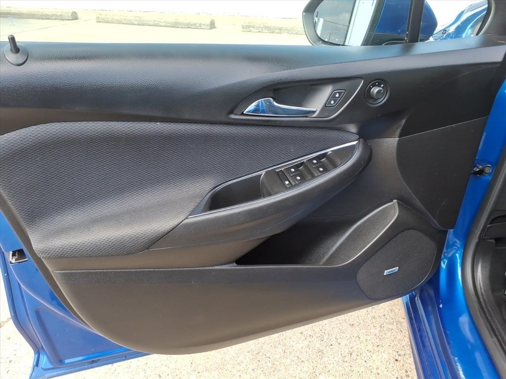 Chevrolet Cruze 4dr HB 1.4L LT w/1SD 2017