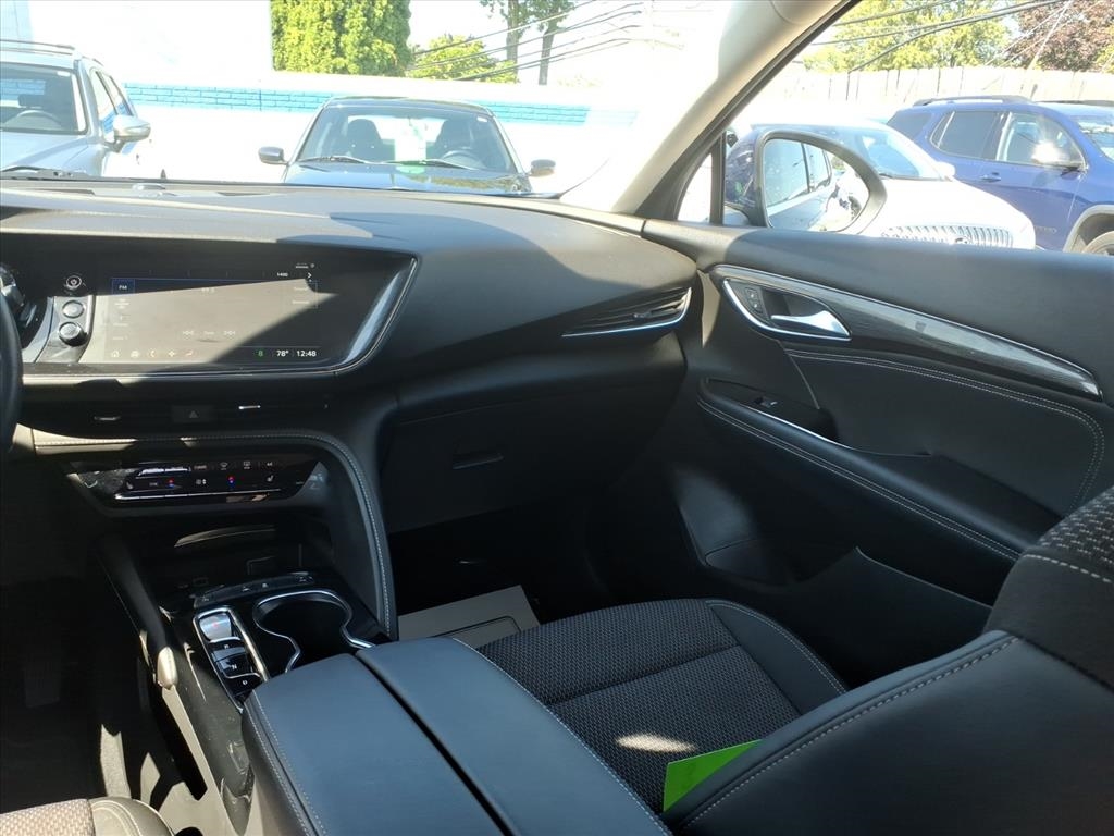 Buick Envision FWD 4dr Preferred 2022