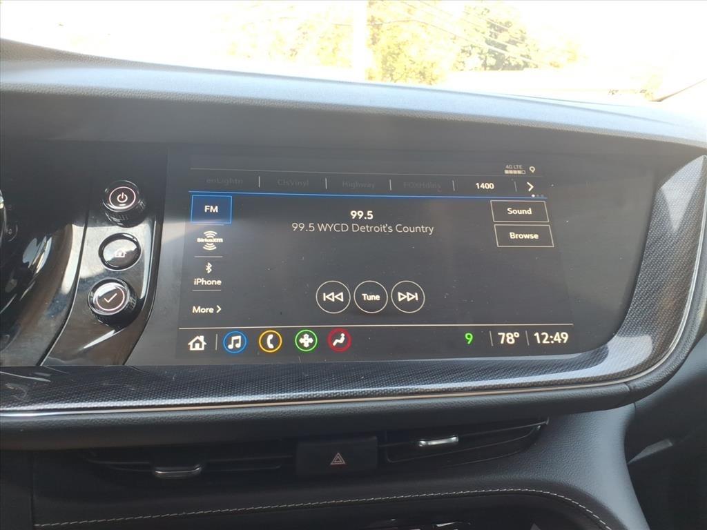 Buick Envision FWD 4dr Preferred 2022