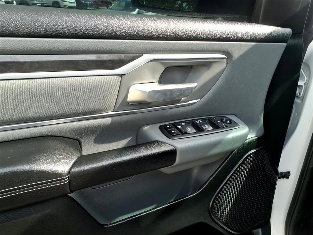 RAM 1500 Big Horn 4x2 Quad Cab 6'4" Box 2020