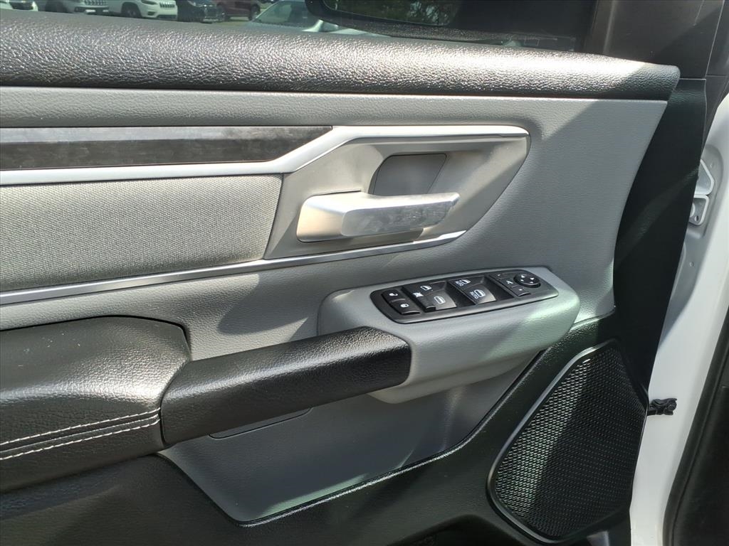 RAM 1500 Big Horn 4x2 Quad Cab 6'4" Box 2020