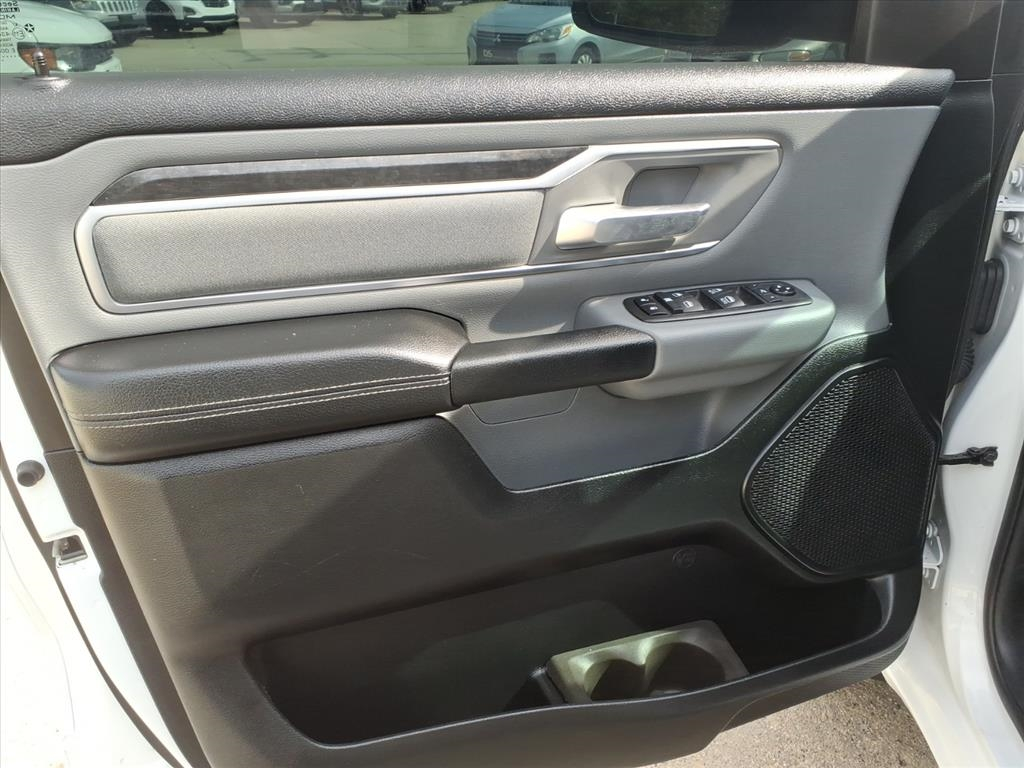 RAM 1500 Big Horn 4x2 Quad Cab 6'4" Box 2020