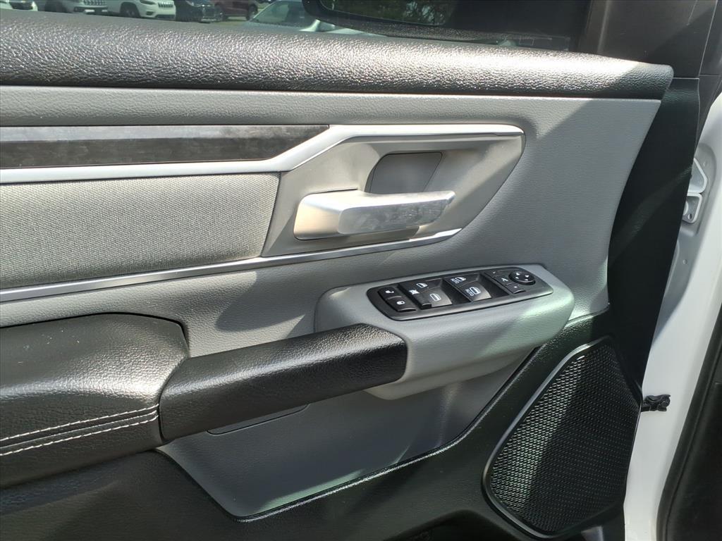 RAM 1500 Big Horn 4x2 Quad Cab 6'4" Box 2020