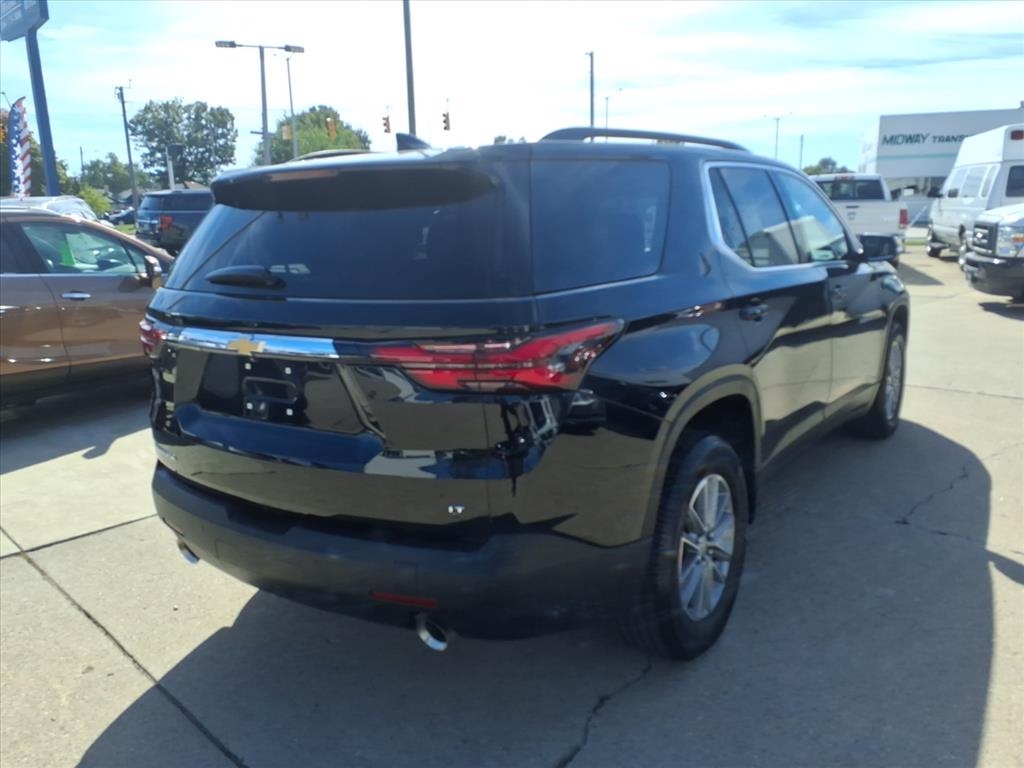 Chevrolet Traverse FWD 4dr LT Cloth w/1LT 2022 Chevrolet Traverse FWD 4dr LT Cloth w/1LT 2022