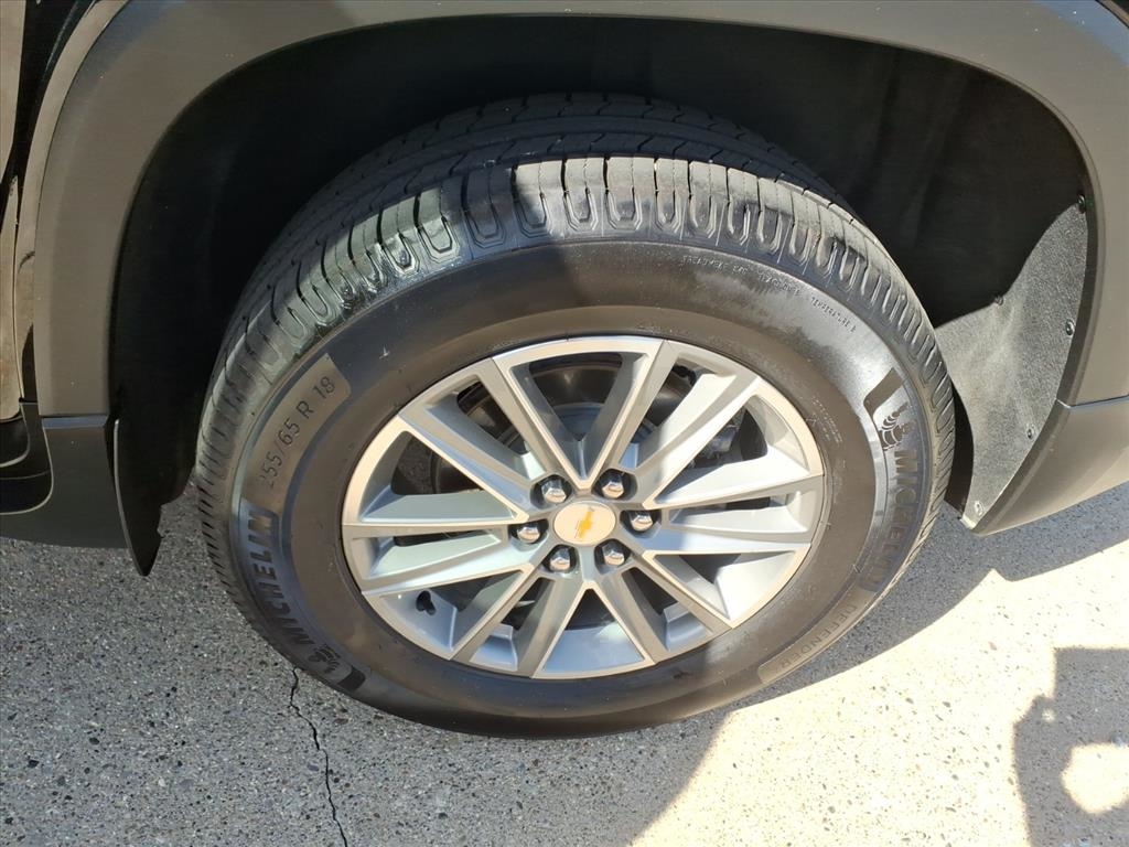 Chevrolet Traverse FWD 4dr LT Cloth w/1LT 2022 Chevrolet Traverse FWD 4dr LT Cloth w/1LT 2022