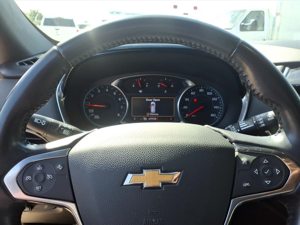 Chevrolet Traverse FWD 4dr LT Cloth w/1LT 2022 Chevrolet Traverse FWD 4dr LT Cloth w/1LT 2022