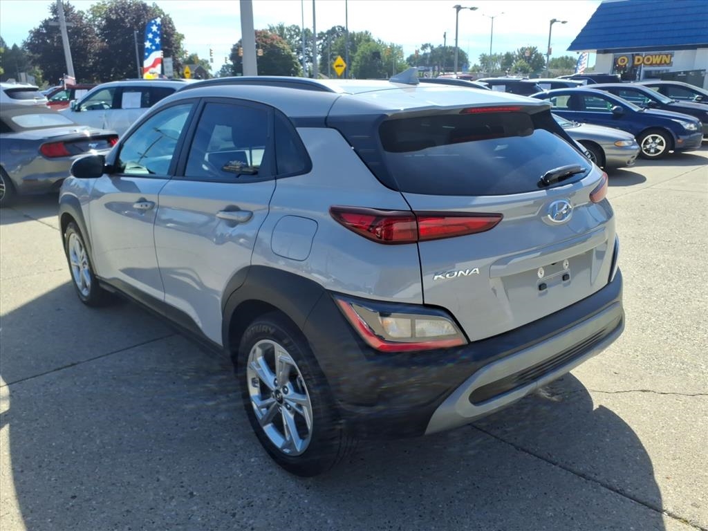 Hyundai Kona SEL Auto FWD 2023 Hyundai Kona SEL Auto FWD 2023