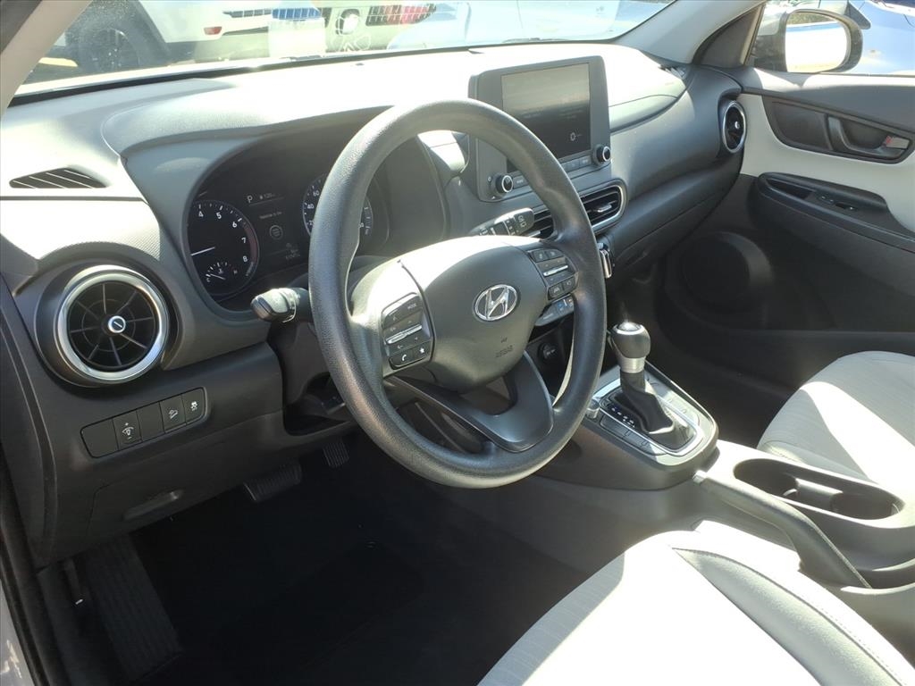 Hyundai Kona SEL Auto FWD 2023 Hyundai Kona SEL Auto FWD 2023