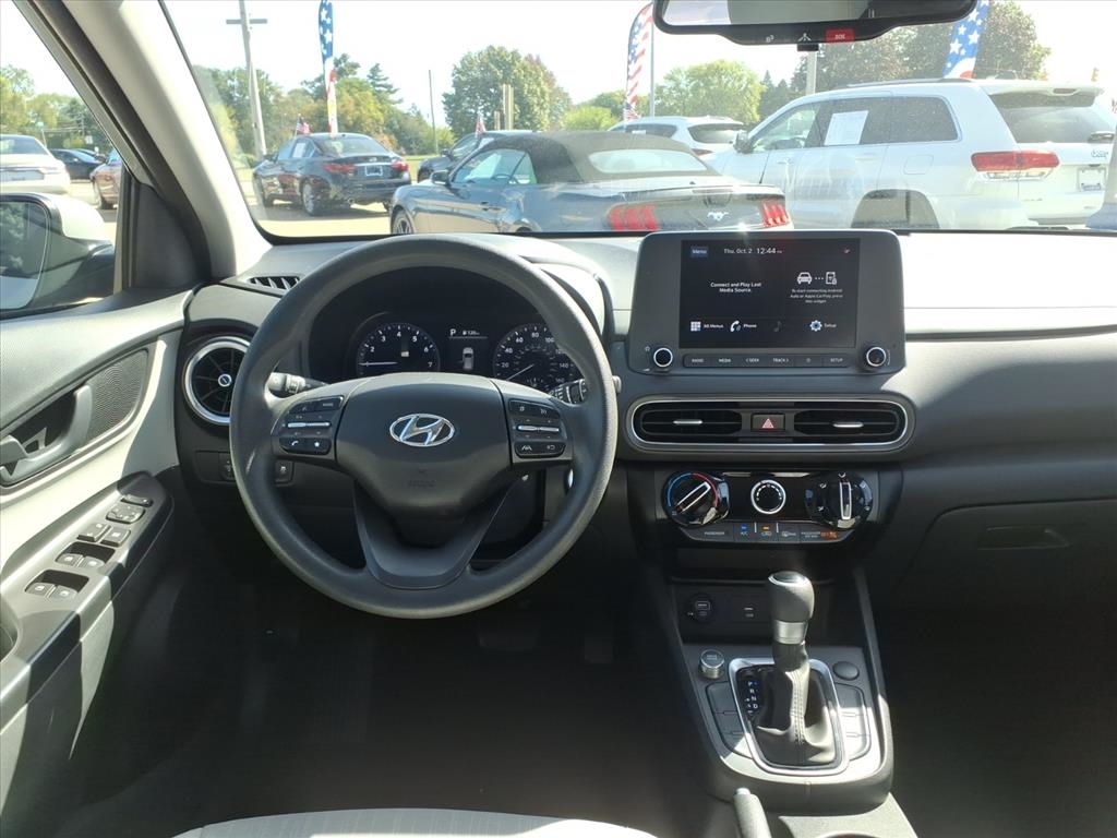 Hyundai Kona SEL Auto FWD 2023 Hyundai Kona SEL Auto FWD 2023
