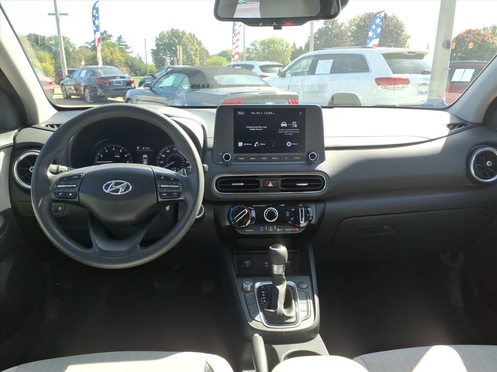 Hyundai Kona SEL Auto FWD 2023 Hyundai Kona SEL Auto FWD 2023