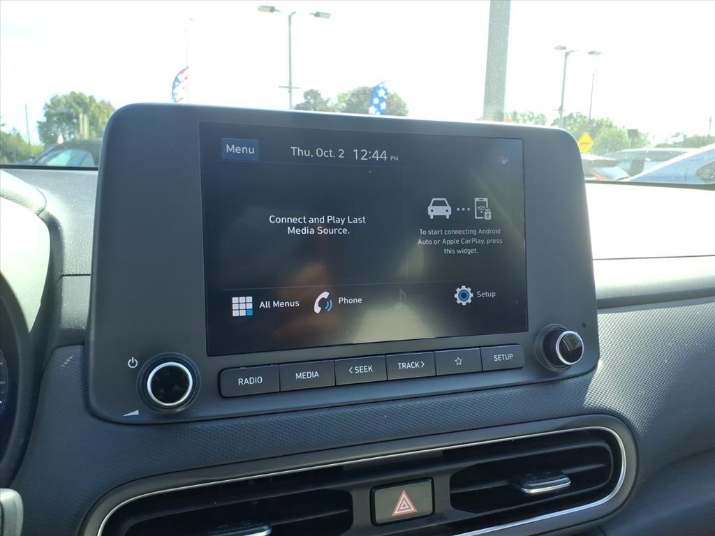 Hyundai Kona SEL Auto FWD 2023 Hyundai Kona SEL Auto FWD 2023