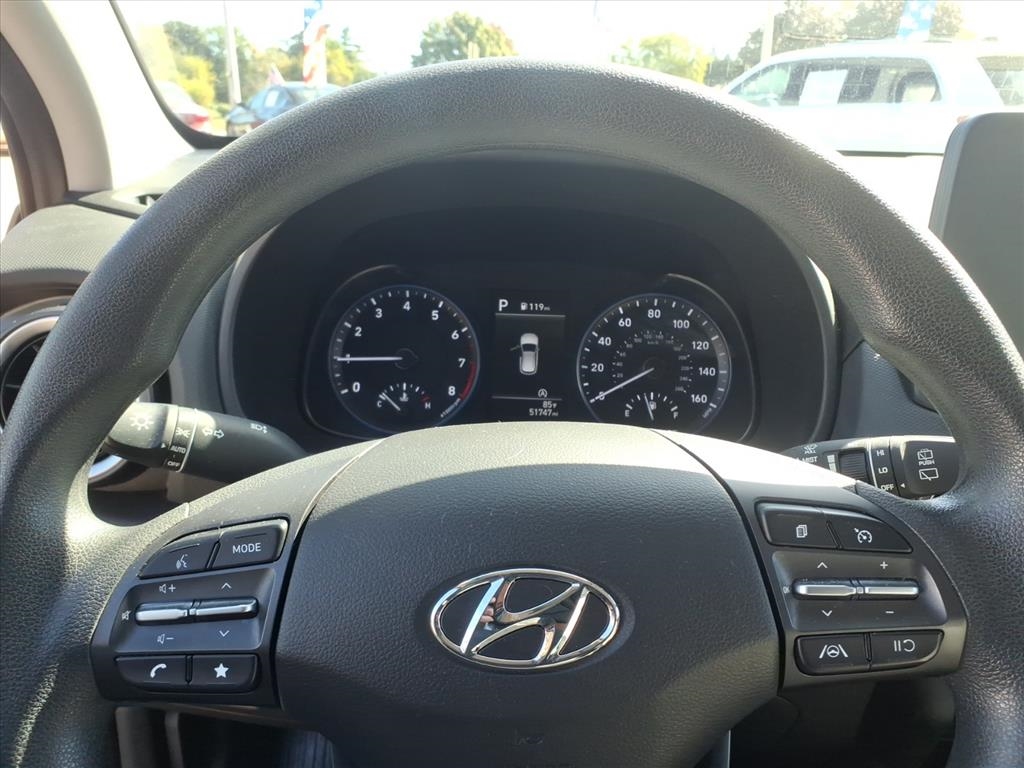 Hyundai Kona SEL Auto FWD 2023 Hyundai Kona SEL Auto FWD 2023