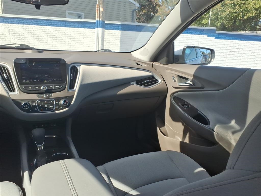 Chevrolet Malibu 4dr Sdn 1LT 2024 Chevrolet Malibu 4dr Sdn 1LT 2024