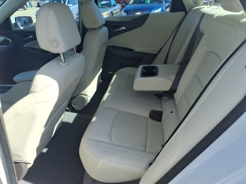 Chevrolet Malibu 4dr Sdn 2LT 2024 Chevrolet Malibu 4dr Sdn 2LT 2024