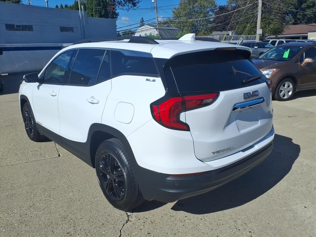 GMC Terrain FWD 4dr SLE 2020 GMC Terrain FWD 4dr SLE 2020