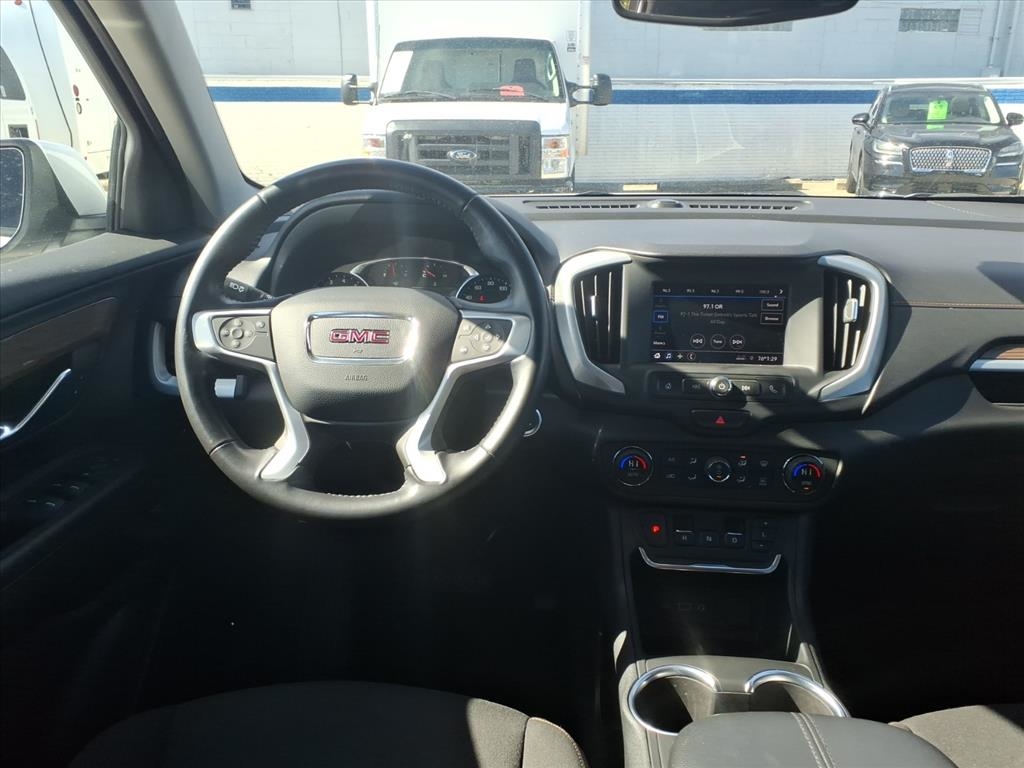 GMC Terrain FWD 4dr SLE 2020 GMC Terrain FWD 4dr SLE 2020