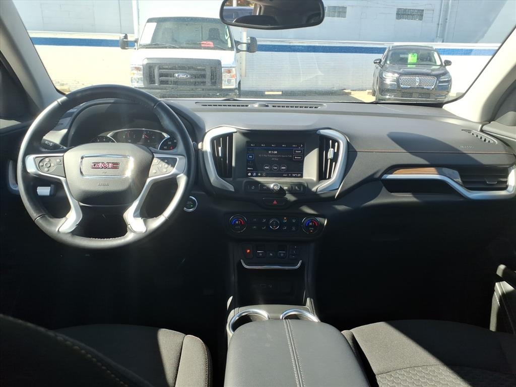GMC Terrain FWD 4dr SLE 2020 GMC Terrain FWD 4dr SLE 2020