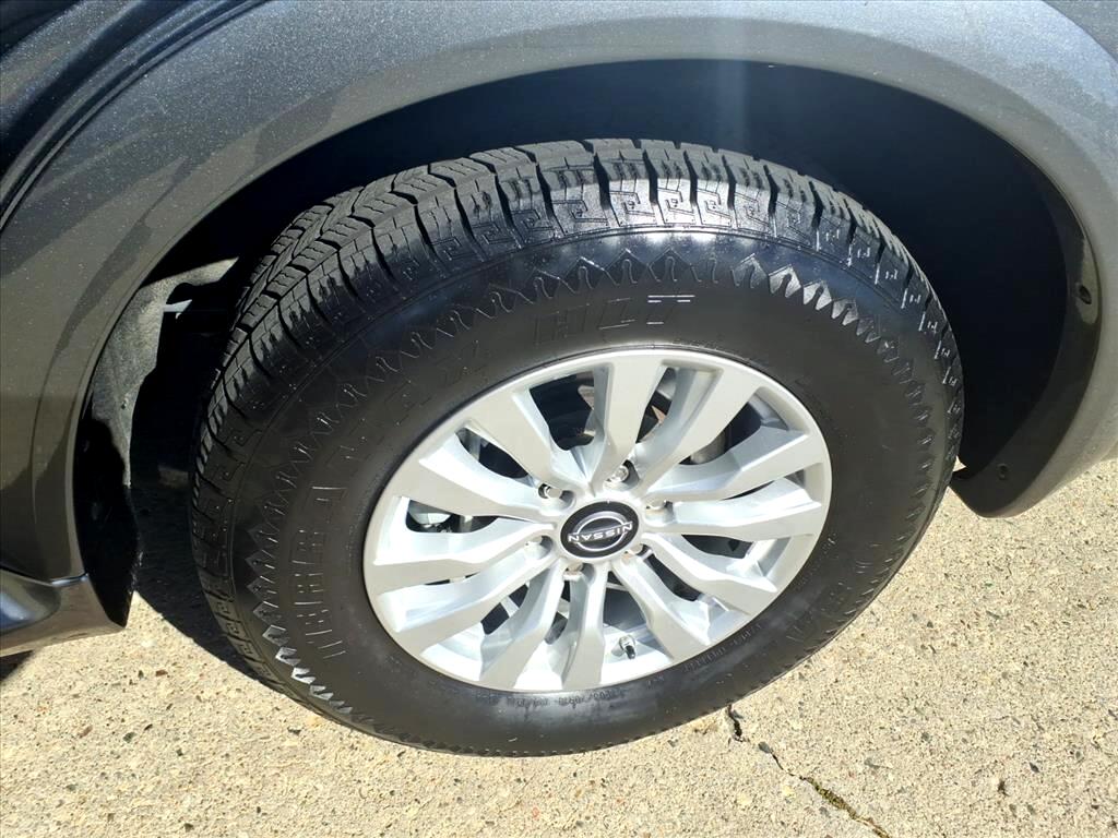 Nissan Armada 4x2 SV 2022