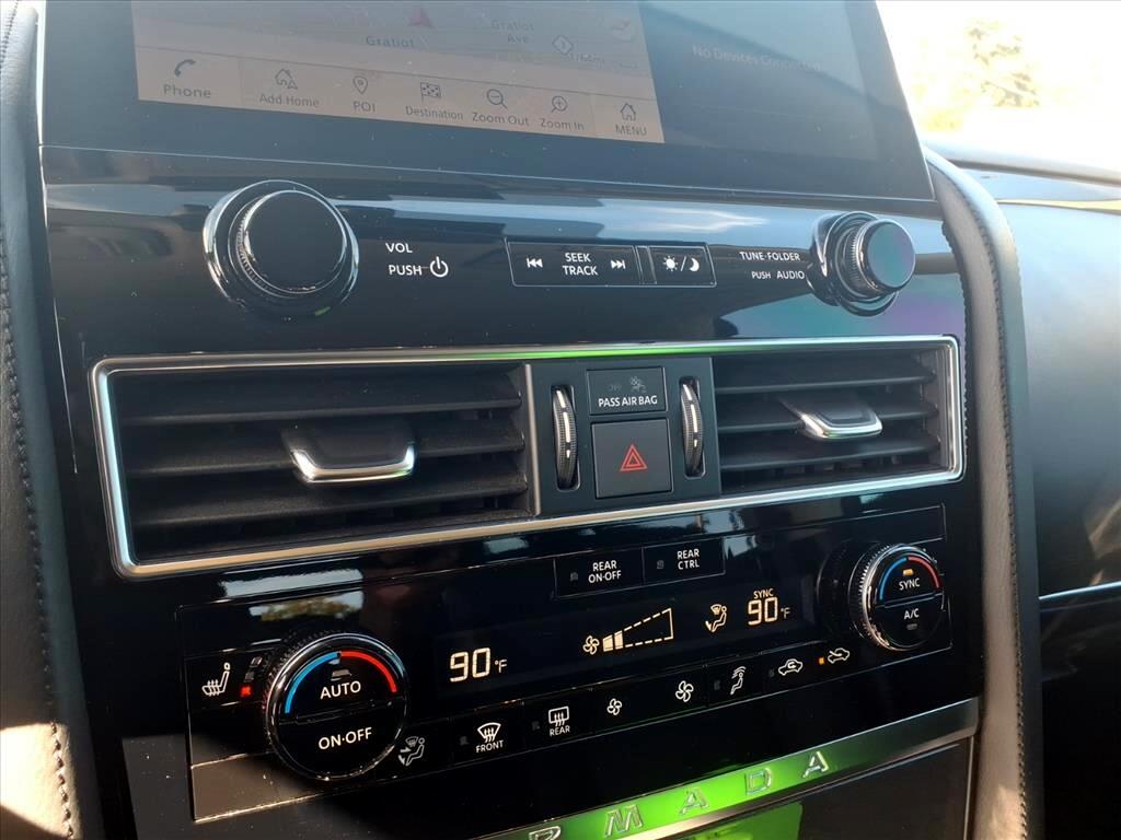 Nissan Armada 4x2 SV 2022