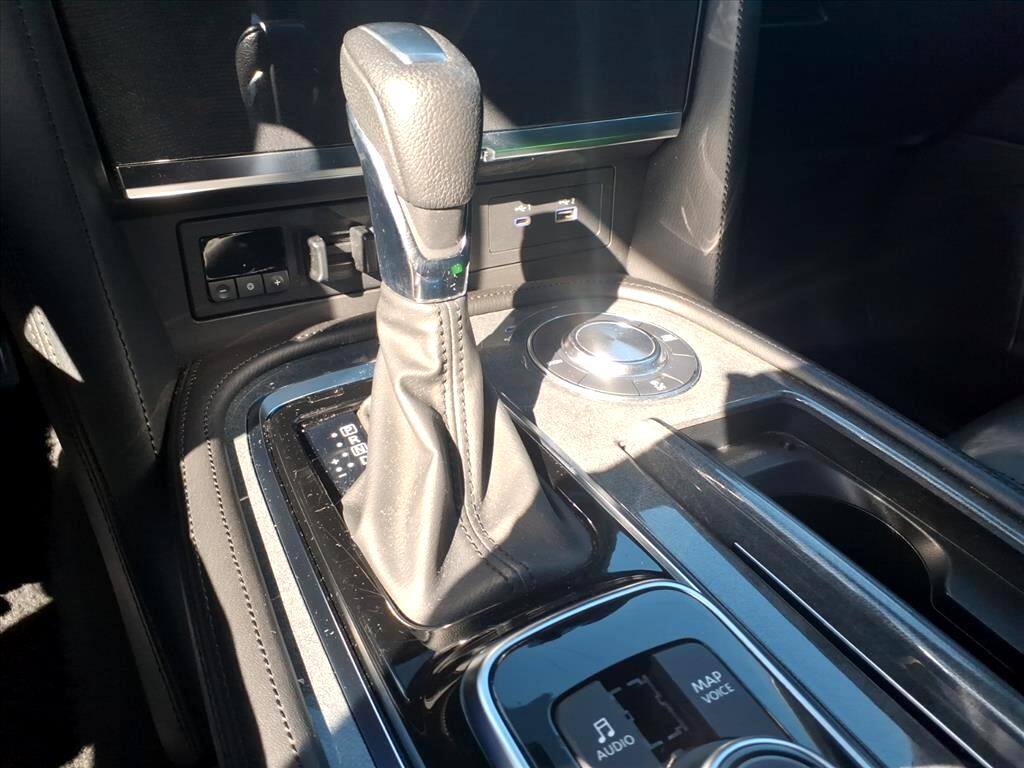 Nissan Armada 4x2 SV 2022