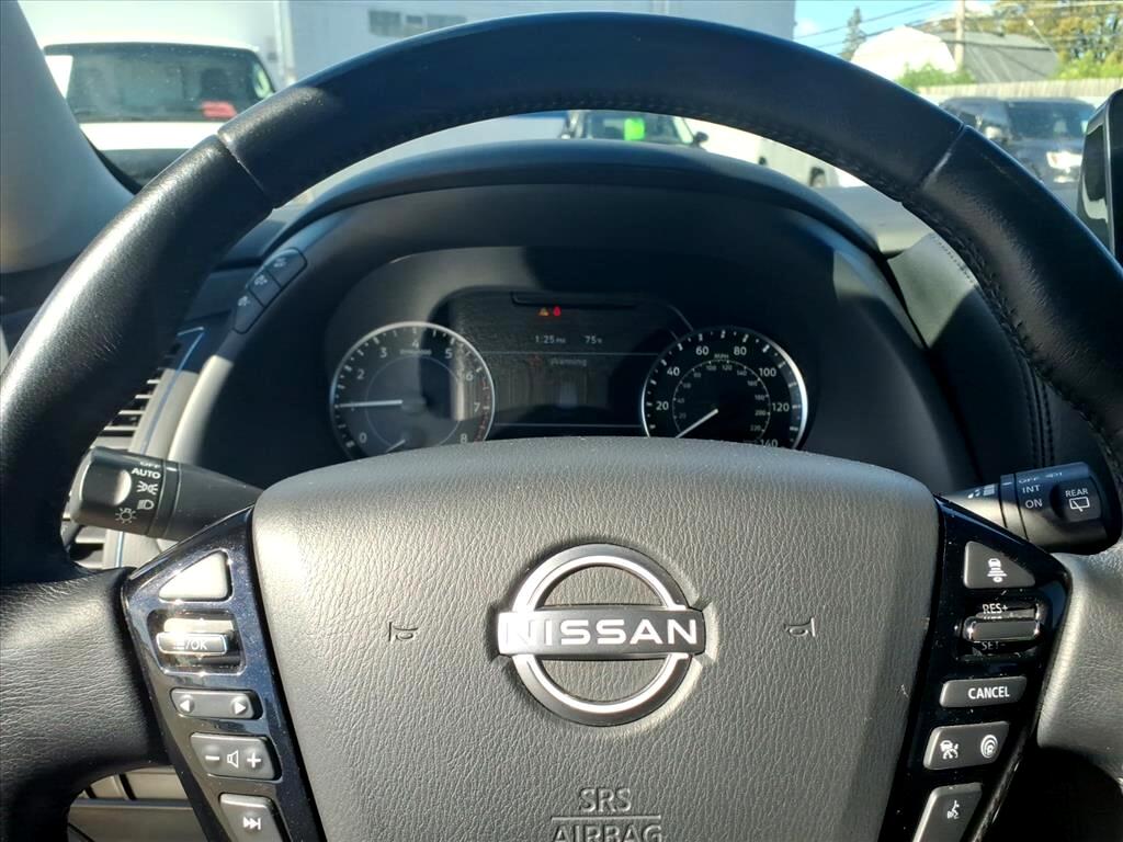 Nissan Armada 4x2 SV 2022