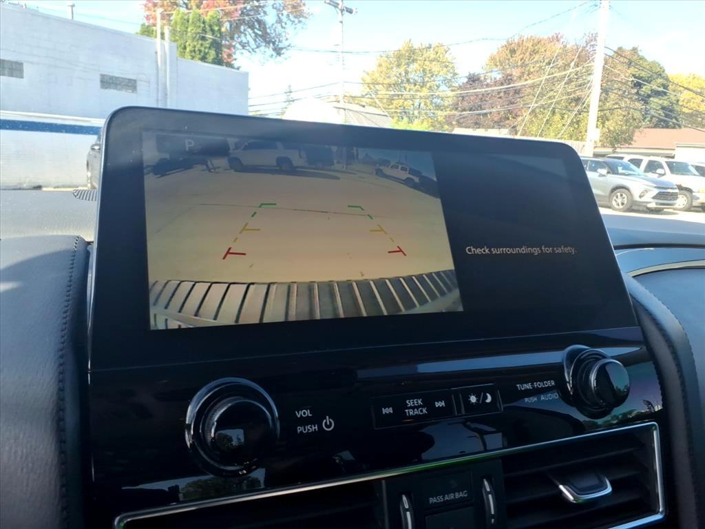 Nissan Armada 4x2 SV 2022