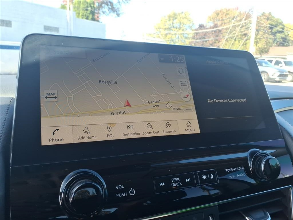 Nissan Armada 4x2 SV 2022